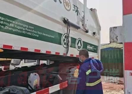 城市“美容師”：疫情不止，我們不散